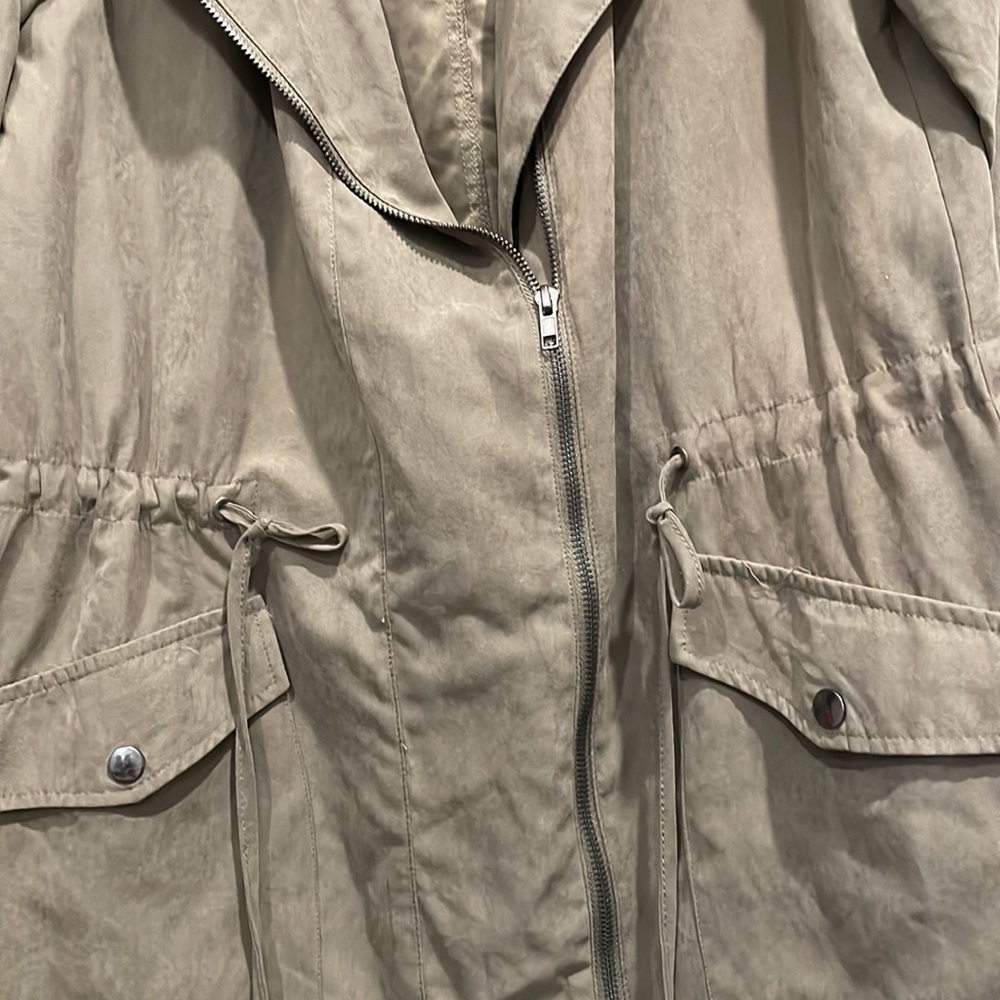 Safari Green “Utility-Styled” Jacket - Picture 6 of 8